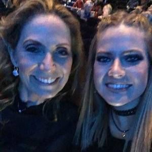 Meet your Posher, Catherine